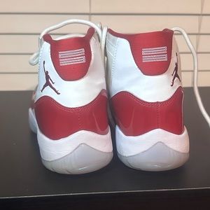 Men’s Jordan’s 11s